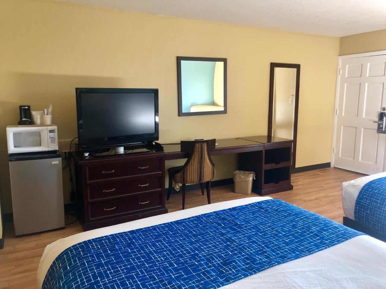 Travelodge By Wyndham แกรนด์จังค์ชัน ภายนอก รูปภาพ