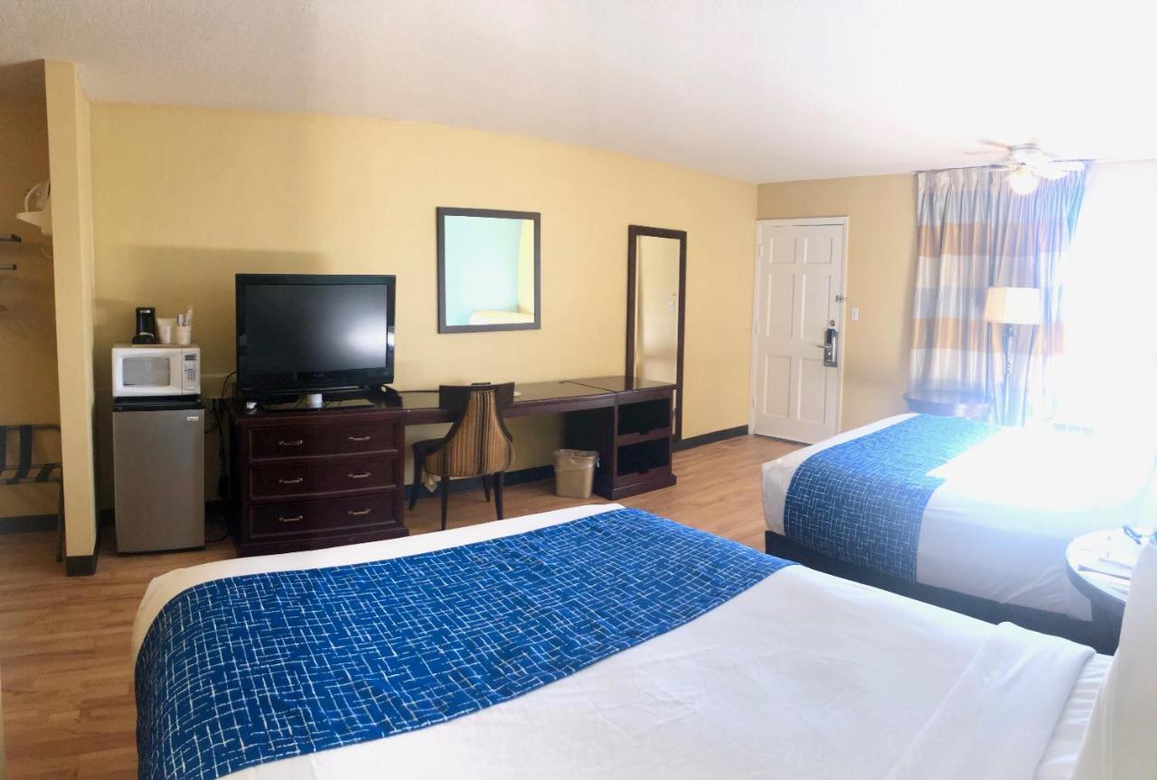 Travelodge By Wyndham แกรนด์จังค์ชัน ภายนอก รูปภาพ